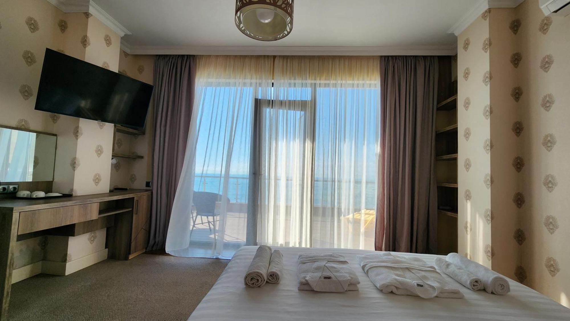 Hotel Montana 크바리아티 외부 사진