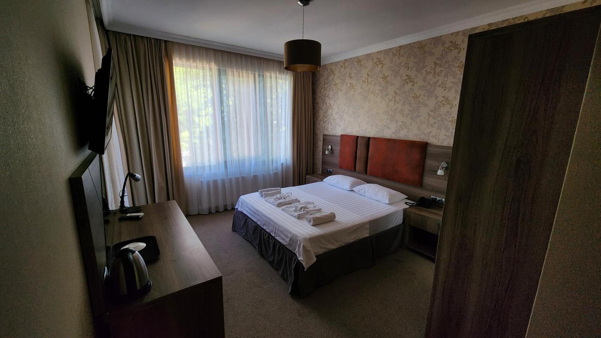 Hotel Montana 크바리아티 외부 사진