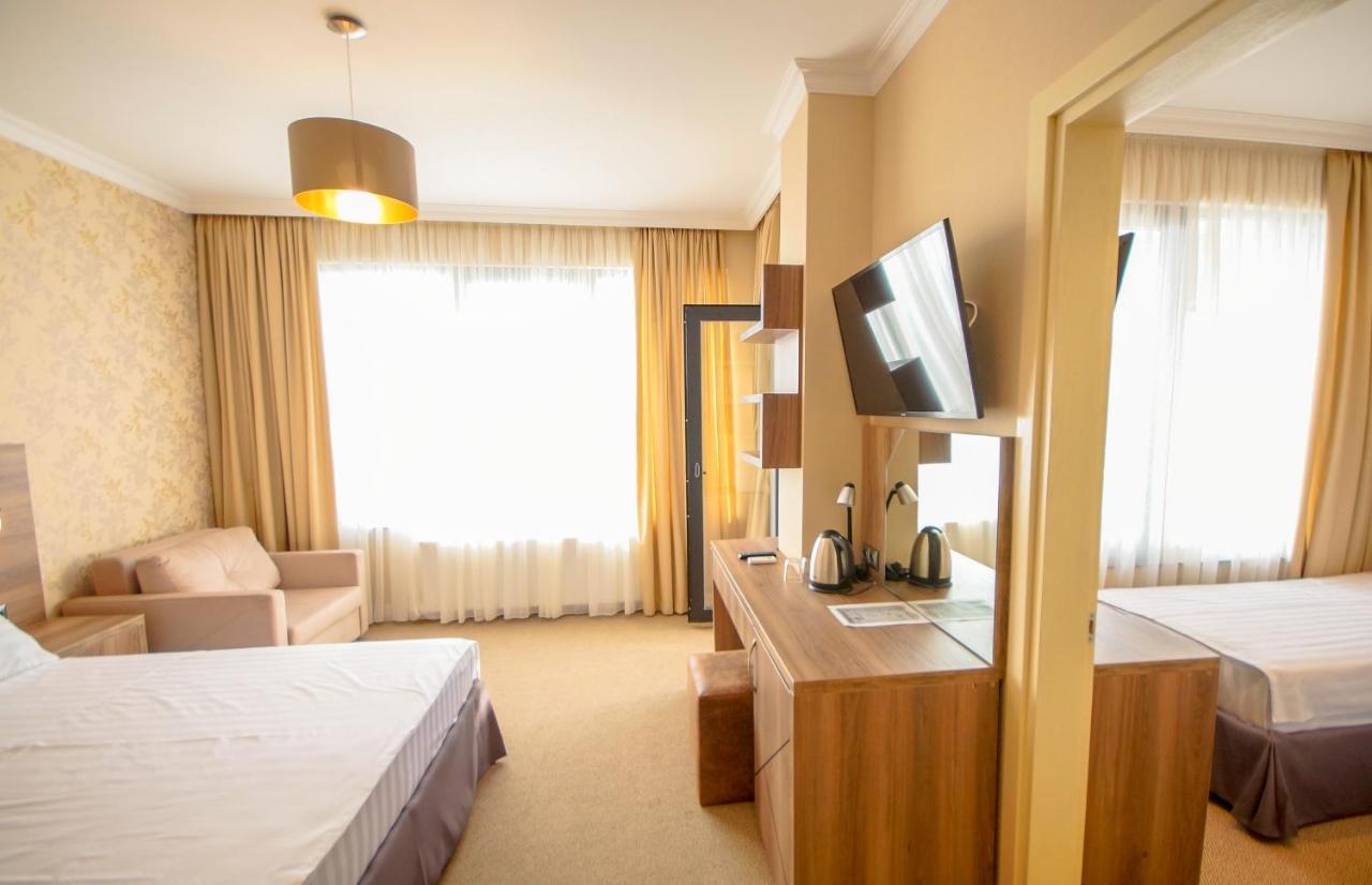 Hotel Montana 크바리아티 외부 사진